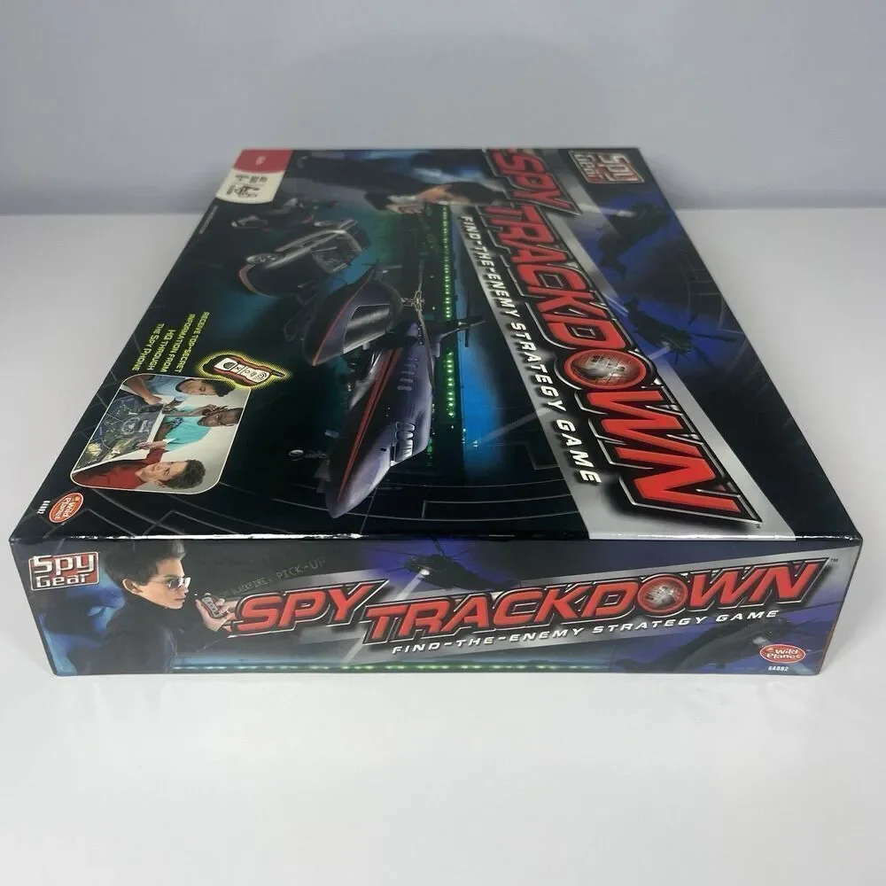 Spy Gear - Spy Trackdown  - Find the Enemy Strategy Game NEW IN BOX SEALED